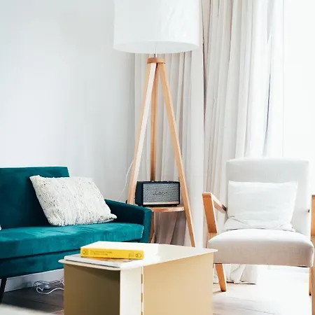 Emcasa Boutique 4* לוריניה